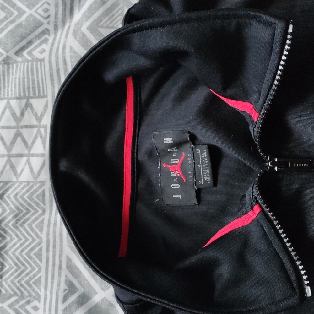 Jacket - Picture 2 of 3